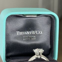 1.36 CT Diamond Engagement ring