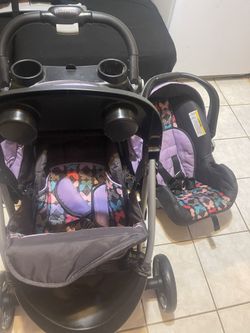 Car seat And Scroller Combo 