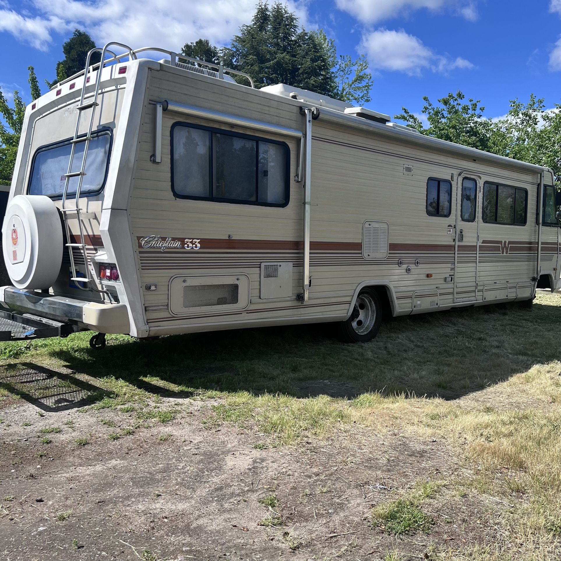 1985 Winnebago Cheiftran