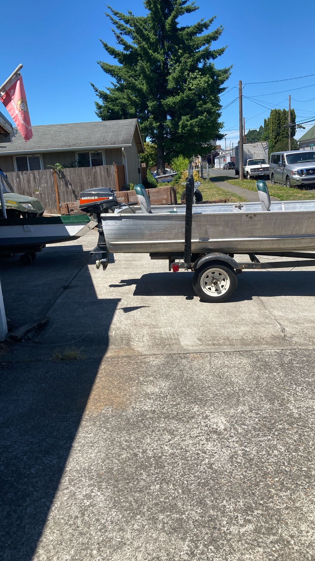14’ Aluminum Boat W/8 Hp Mariner And Titled Trailer