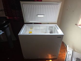 Deep freezer