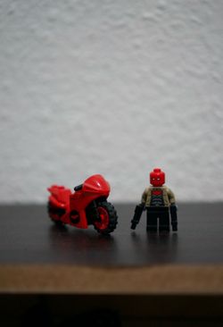 LEGO Red Hood Minifigure 76055 DC Batman Sewer Smash SHO282