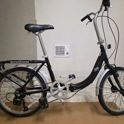 Compact and portable Schwinn folding bike.