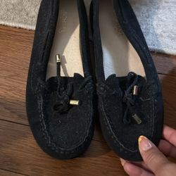 Women’s Mk Flats Size 6.5