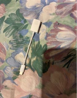 Apple A1632 USB-C to USB-A Dongle Adapter