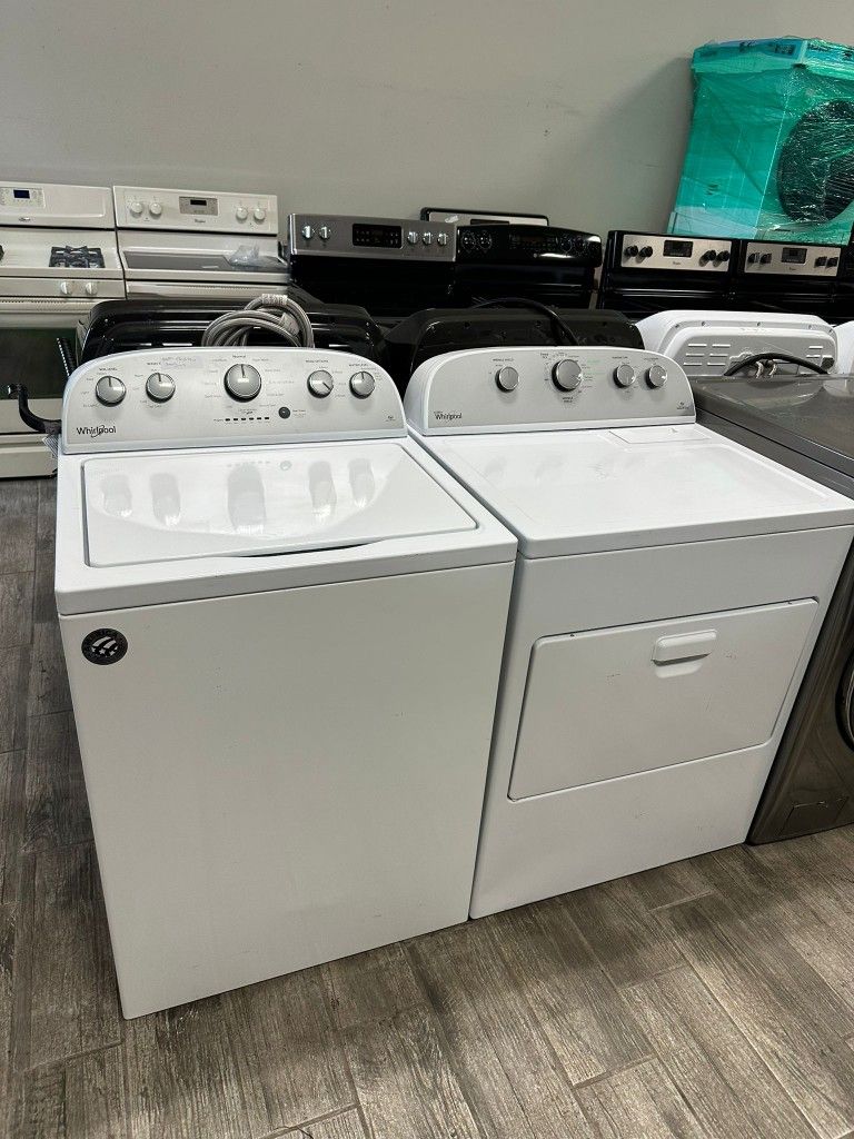 Whirlpool washer and dryer set electric used with warranty