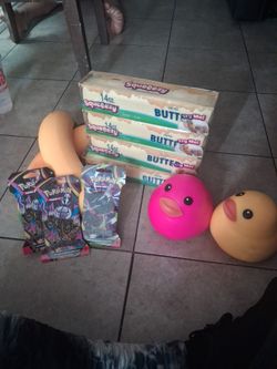 Pitch Black Packs (3) also have squishys