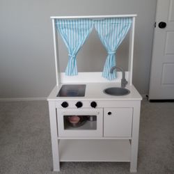 Childs Kitchen Playset  with dishes & accessories