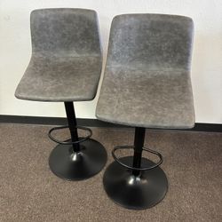 2 Pc Swivel Bar Stools 