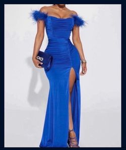 blue dress