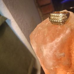 14 K  Gold Ring Heavy With 3 Carats Diamonds..Ring Weighs 14 Grams Heavy..