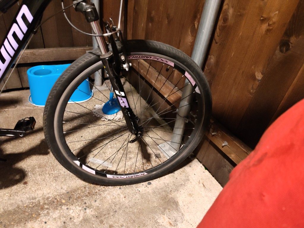 schwinn GTX1  700c