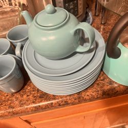 Matching Blue Kitchen Set – Plates, Mugs, Teapot & Kettle