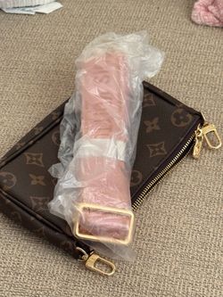 Small Woman’s purse