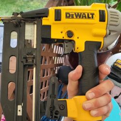 Dewalt  Brad NAILER  Finish Trim #Dwf7197