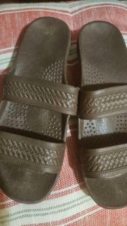 Hawiian sandals