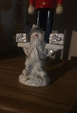 Christmas snowman candle holder. Moving and I have a ton of Xmas stuff. Sell at low bulk price t