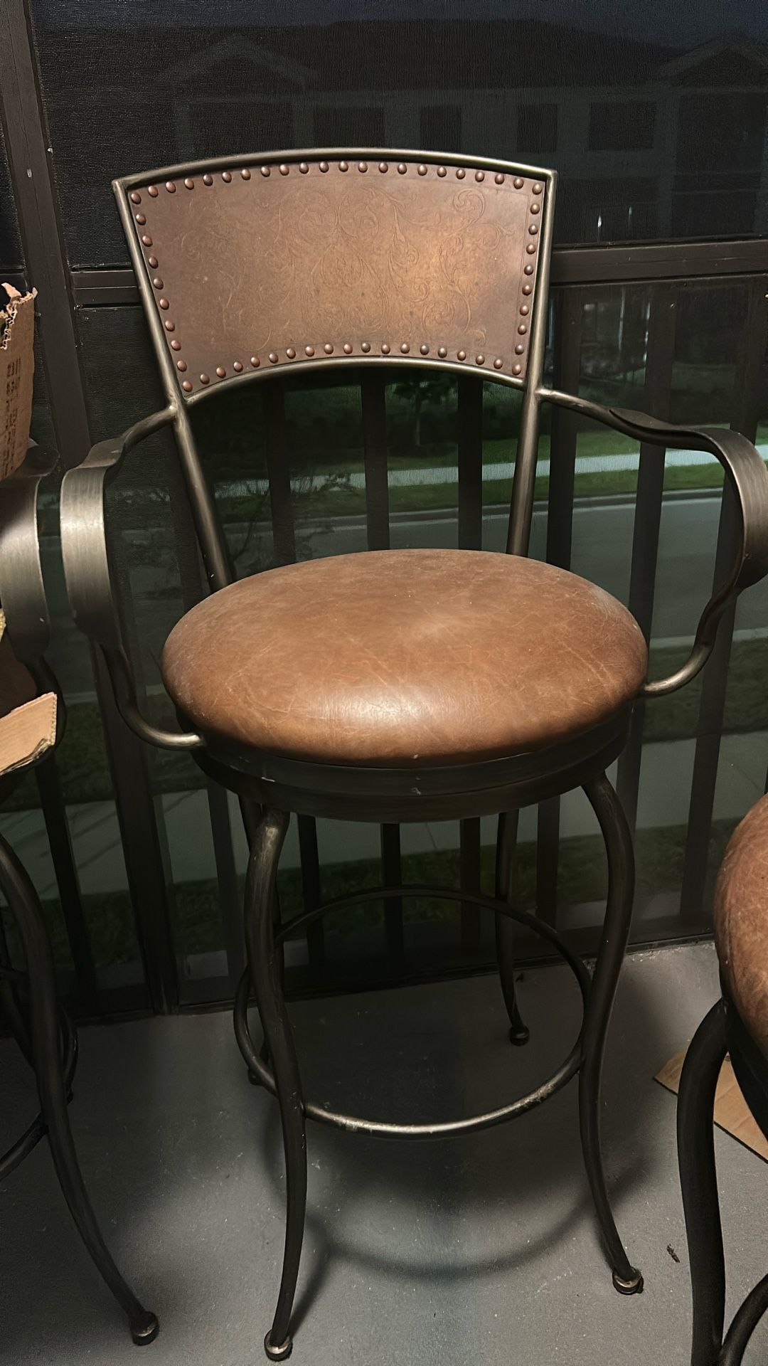 Bar Stools Set Of 4+1 Extra Free