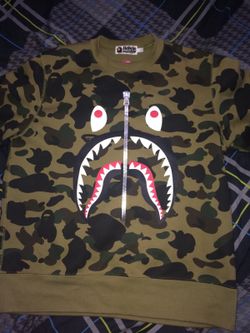BAPE CREWNECK $300