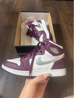 Air Jordan 1 Retro High Bordeaux GS 6.5Y/8W