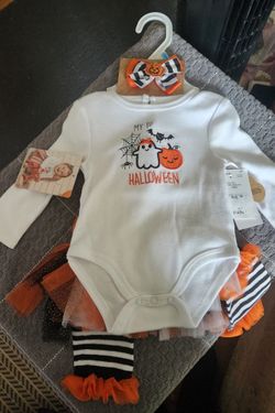 Baby girls, "My first Halloween" outfit