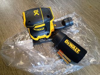 DeWalt xr palm sander