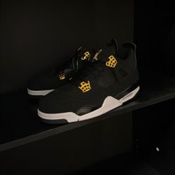 Jordan 4 Royalty 