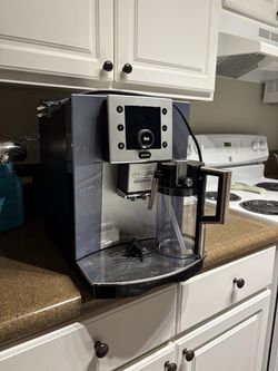 DeLonghi Perfecta Cappuccino Machine
