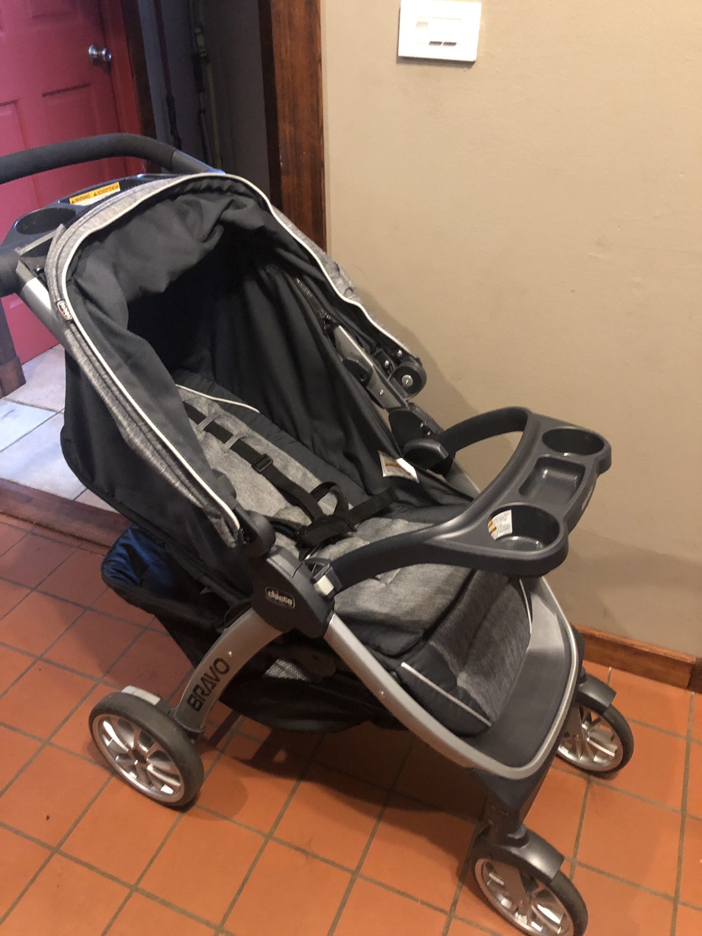 Chicco Bravo Travel System Stroller