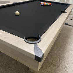 7’ Pool Table with Accessories