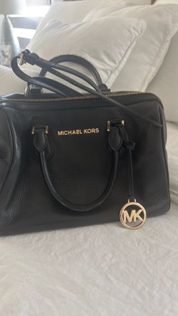 Black leather Michael Kors purse