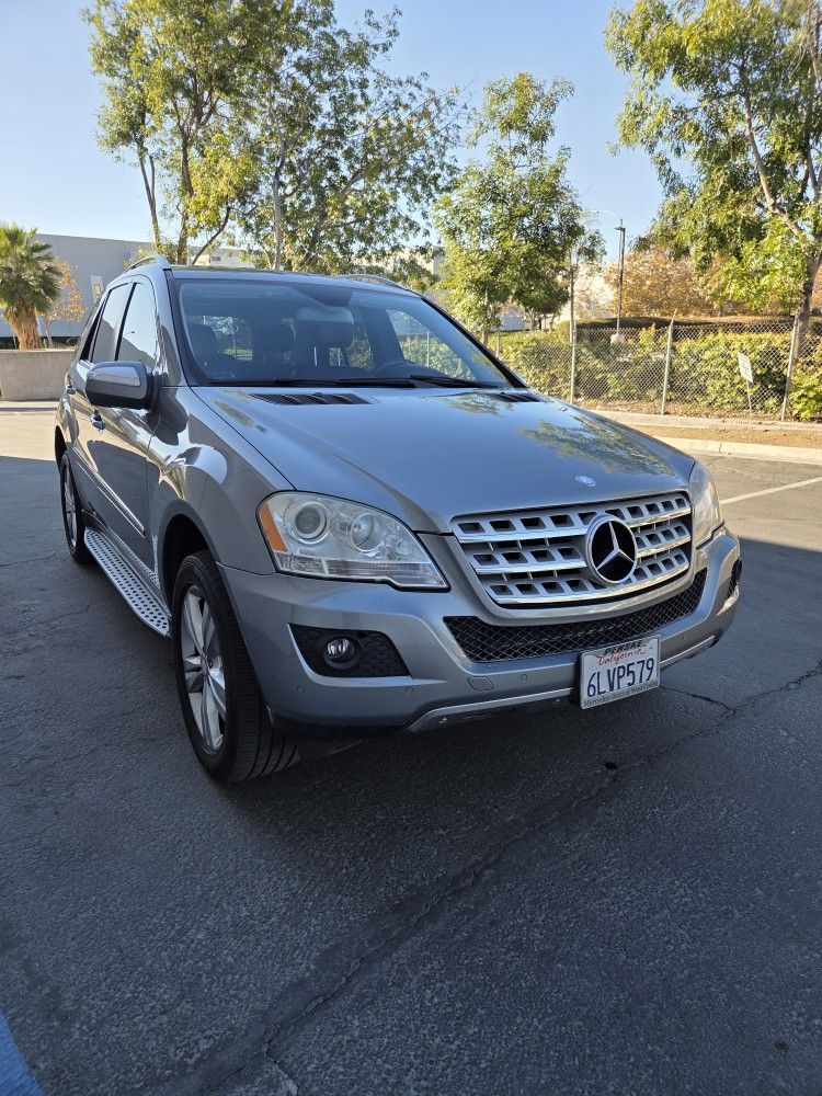2010 Mercedes-Benz M-Class