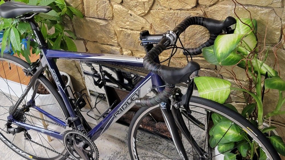Ridley Boreas Shimano 105 50cm Road Bike .....