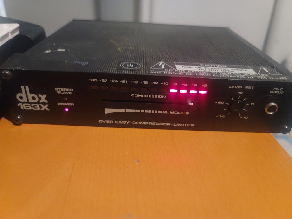 DBX 163x Easy Compressor Limiter Guitar And Bass