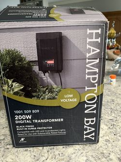 Hampton Bay digital Transformer
