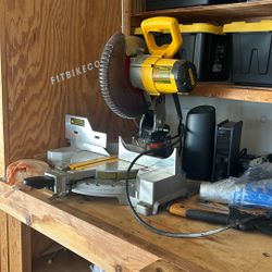 Dewalt Compound Miter Saw