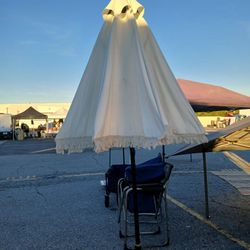 Sombrilla Con Luces Solares  Con Vase Contrapeso 