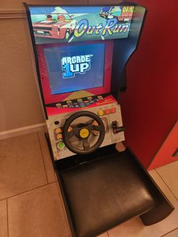 Arcade1up OUTRUN Racing Game With Seat! for Sale in El Centro, CA