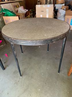 Very Vintage round table