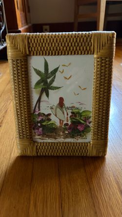 Vintage Boho Wicker Rattan Picture Frame with Coastal Surf Art 7.25”x 9.25”