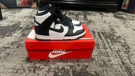 NIKE DUNKS  Size 7 Men’s / 8.5