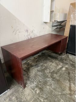Large Executive Office Desk - Commercial Grade - Cherry Finish