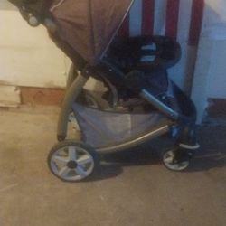 Graco Stroller For Babies Great Condiction Ready To Ride 