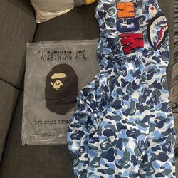 Bape Hoodie Size Xl New With Tags 