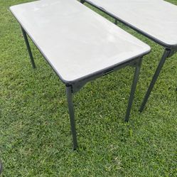 Samsonite Tables