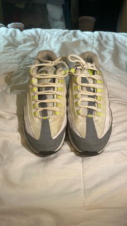 greenwhitegrey airmaxs sz 5y