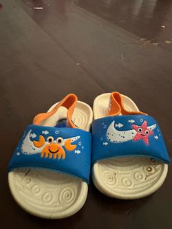 Nike sandals  1c/2c