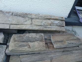 Different types of tiles available. Let me know what your looking for and how much you need. Discount prices available.