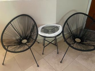 Black Acapulco Chair and Table Set