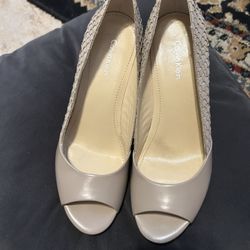 Calvin Klein Wedges Size 8 